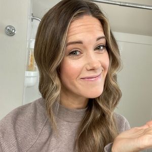 Meet your Posher, Teri andrea